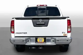 Nissan Frontier 2021 4x2 SV 4dr Crew Cab 5 ft. SB