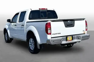 Nissan Frontier 2021 4x2 SV 4dr Crew Cab 5 ft. SB