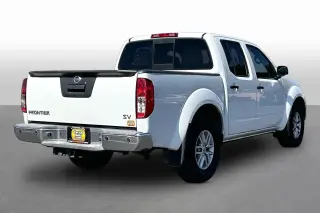 Nissan Frontier 2021 4x2 SV 4dr Crew Cab 5 ft. SB