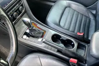 Volkswagen Passat 2018 2.0T SEL Premium 4dr Sedan