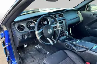 Ford Mustang 2013 V6 2dr Convertible