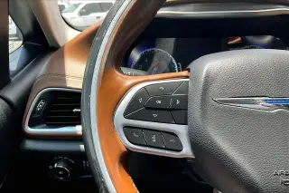 Chrysler Pacifica 2019 Limited 4dr Mini-Van