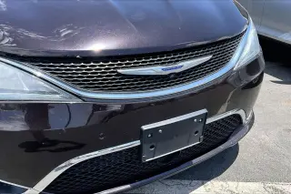 Chrysler Pacifica 2019 Limited 4dr Mini-Van