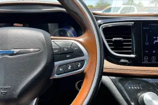Chrysler Pacifica 2019 Limited 4dr Mini-Van