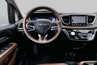 Chrysler Pacifica 2019 Limited 4dr Mini-Van