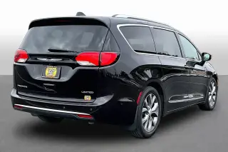 Chrysler Pacifica 2019 Limited 4dr Mini-Van