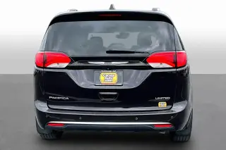 Chrysler Pacifica 2019 Limited 4dr Mini-Van