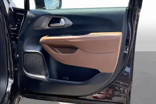 Chrysler Pacifica 2019 Limited 4dr Mini-Van