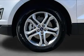 Ford Edge 2017 AWD Titanium 4dr Crossover