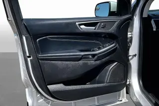 Ford Edge 2017 AWD Titanium 4dr Crossover
