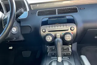 Chevrolet Camaro 2010 SS 2dr Coupe w/2SS