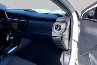Toyota Corolla 2017 SE 4dr Sedan 6M