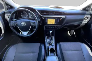 Toyota Corolla 2017 SE 4dr Sedan 6M