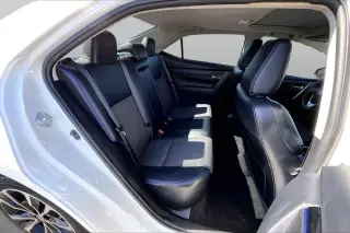 Toyota Corolla 2017 SE 4dr Sedan 6M