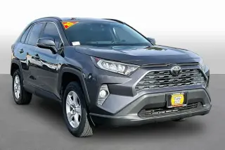 Toyota RAV4 2021 XLE 4dr SUV