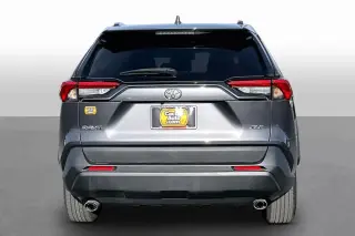 Toyota RAV4 2021 XLE 4dr SUV