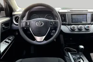 Toyota RAV4 2018 LE 4dr SUV