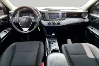 Toyota RAV4 2018 LE 4dr SUV
