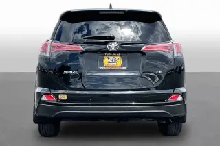 Toyota RAV4 2018 LE 4dr SUV