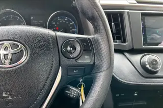 Toyota RAV4 2018 LE 4dr SUV