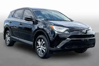 Toyota RAV4 2018 LE 4dr SUV