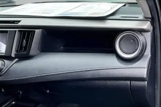 Toyota RAV4 2018 LE 4dr SUV