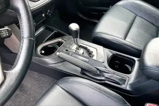 Toyota RAV4 2017 Platinum 4dr SUV