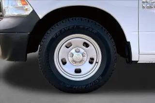 Ram 1500 2017 4x2 Tradesman 2dr Regular Cab 8 ft. LB Pickup