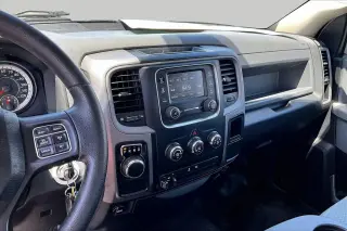 Ram 1500 2017 4x2 Tradesman 2dr Regular Cab 8 ft. LB Pickup