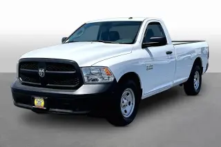 Ram 1500 2017 4x2 Tradesman 2dr Regular Cab 8 ft. LB Pickup