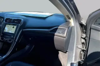 Ford Fusion 2017 SE 4dr Sedan