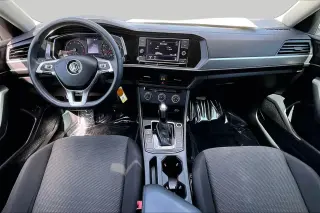 Volkswagen Jetta 2019 SE 4dr Sedan
