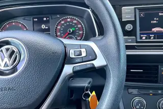 Volkswagen Jetta 2019 SE 4dr Sedan