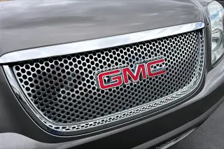 GMC Yukon 2013 AWD Denali 4dr SUV