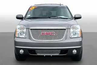 GMC Yukon 2013 AWD Denali 4dr SUV