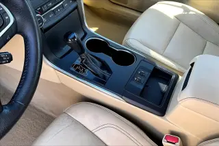Toyota Camry 2017 SE 4dr Sedan