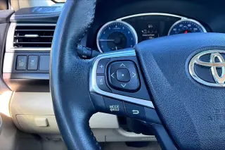 Toyota Camry 2017 SE 4dr Sedan