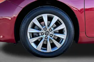 Toyota Camry 2017 SE 4dr Sedan