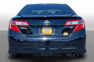 Toyota Camry 2014 SE 4dr Sedan