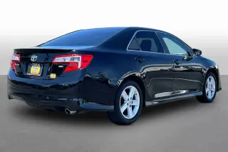 Toyota Camry 2014 SE 4dr Sedan