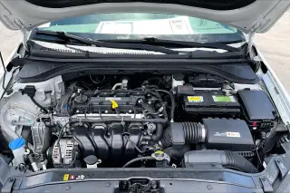 Hyundai ELANTRA 2017 SE 4dr Sedan 6M (US)