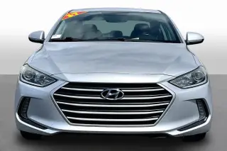 Hyundai ELANTRA 2017 SE 4dr Sedan 6M (US)