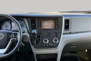Toyota Sienna 2018 AWD LE 7-Passenger 4dr Mini-Van