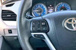 Toyota Sienna 2018 AWD LE 7-Passenger 4dr Mini-Van