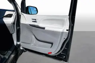 Toyota Sienna 2018 AWD LE 7-Passenger 4dr Mini-Van