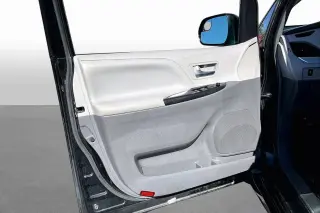 Toyota Sienna 2018 AWD LE 7-Passenger 4dr Mini-Van