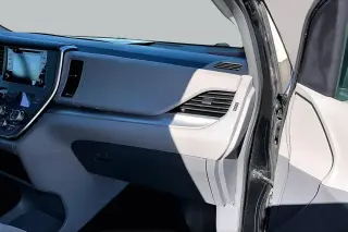 Toyota Sienna 2018 AWD LE 7-Passenger 4dr Mini-Van