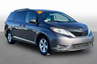 Toyota Sienna 2014 LE 7-Passenger Auto Access Seat 4dr Mini-Van