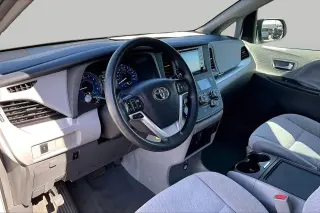 Toyota Sienna 2019 LE 7-Passenger Auto Access Seat 4dr Mini-Van