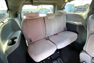 Toyota Sienna 2019 LE 7-Passenger Auto Access Seat 4dr Mini-Van
